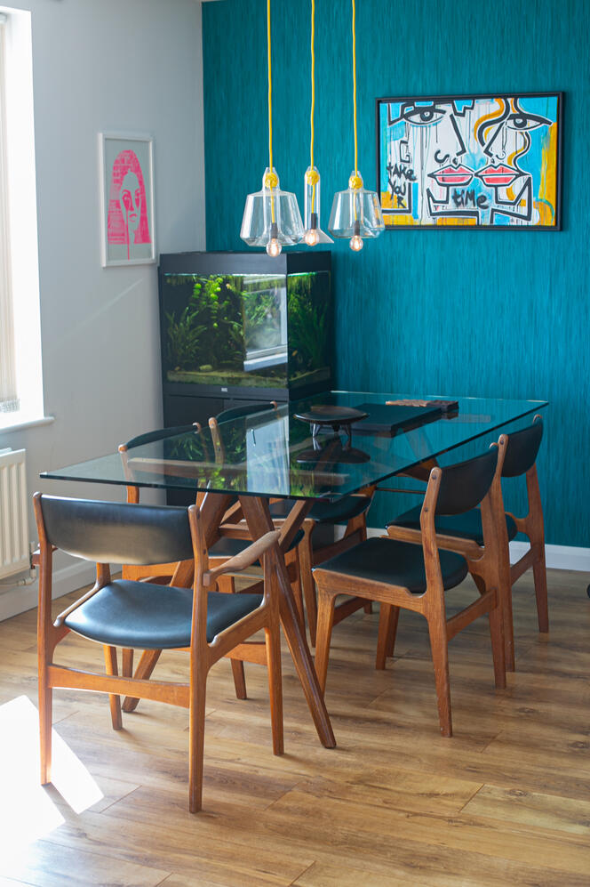 Mid-century dining aesthetic